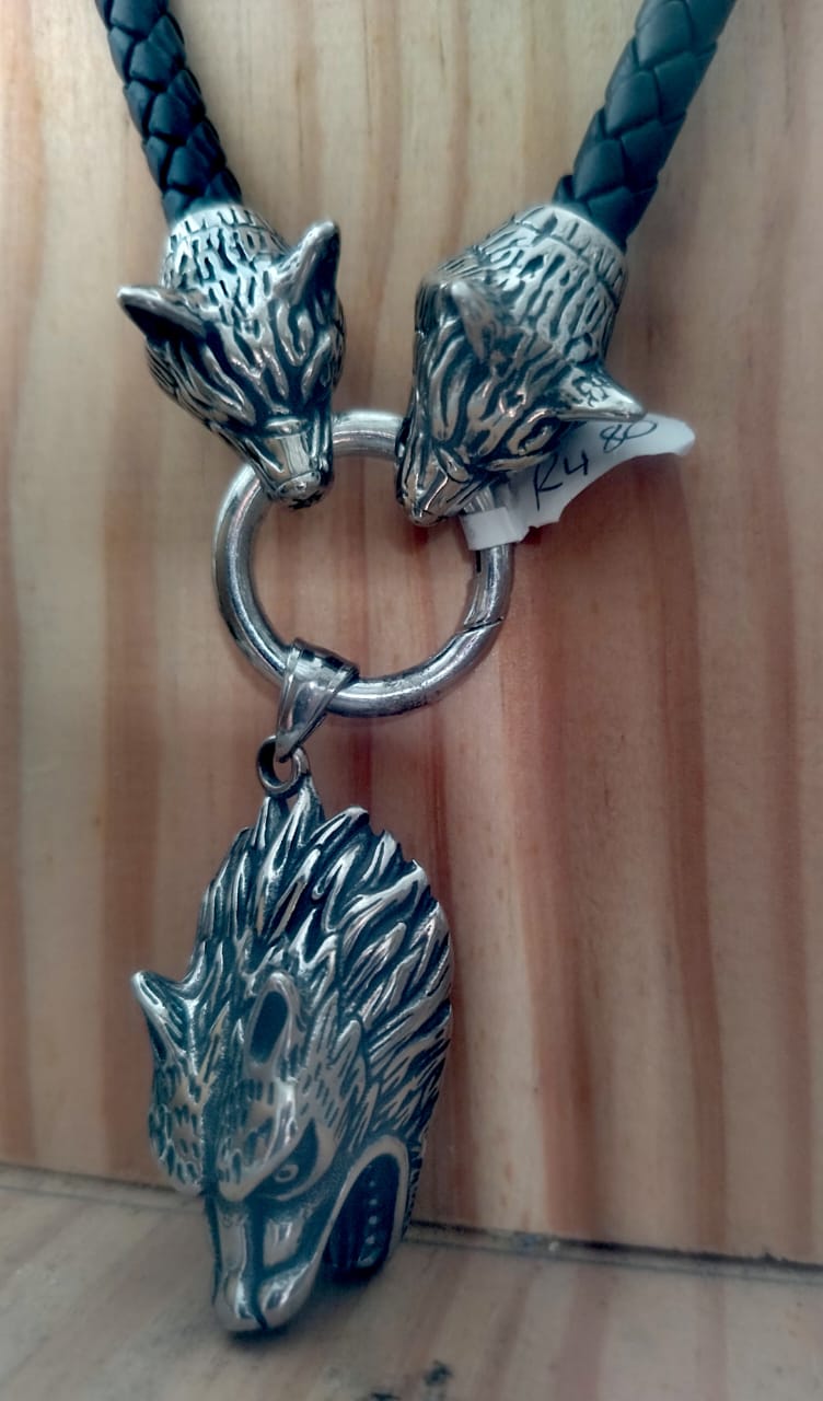 Wolf Pendant Necklace 2